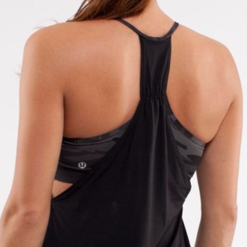 Lululemon workout top